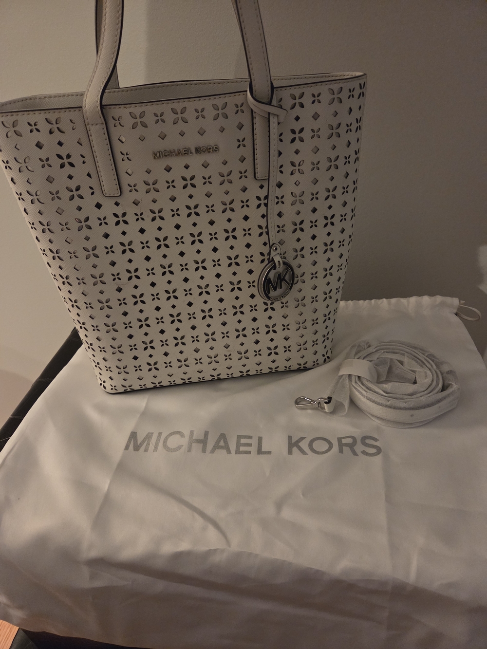 MICHAEL KORS Laser Cut Tote